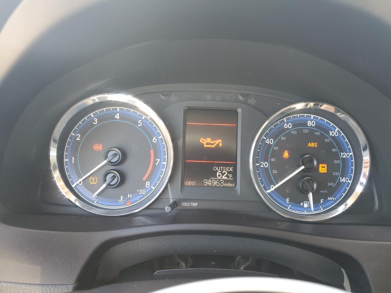 2017 TOYOTA COROLLA