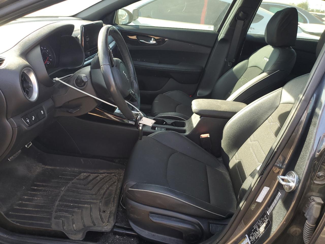 2024 KIA FORTE