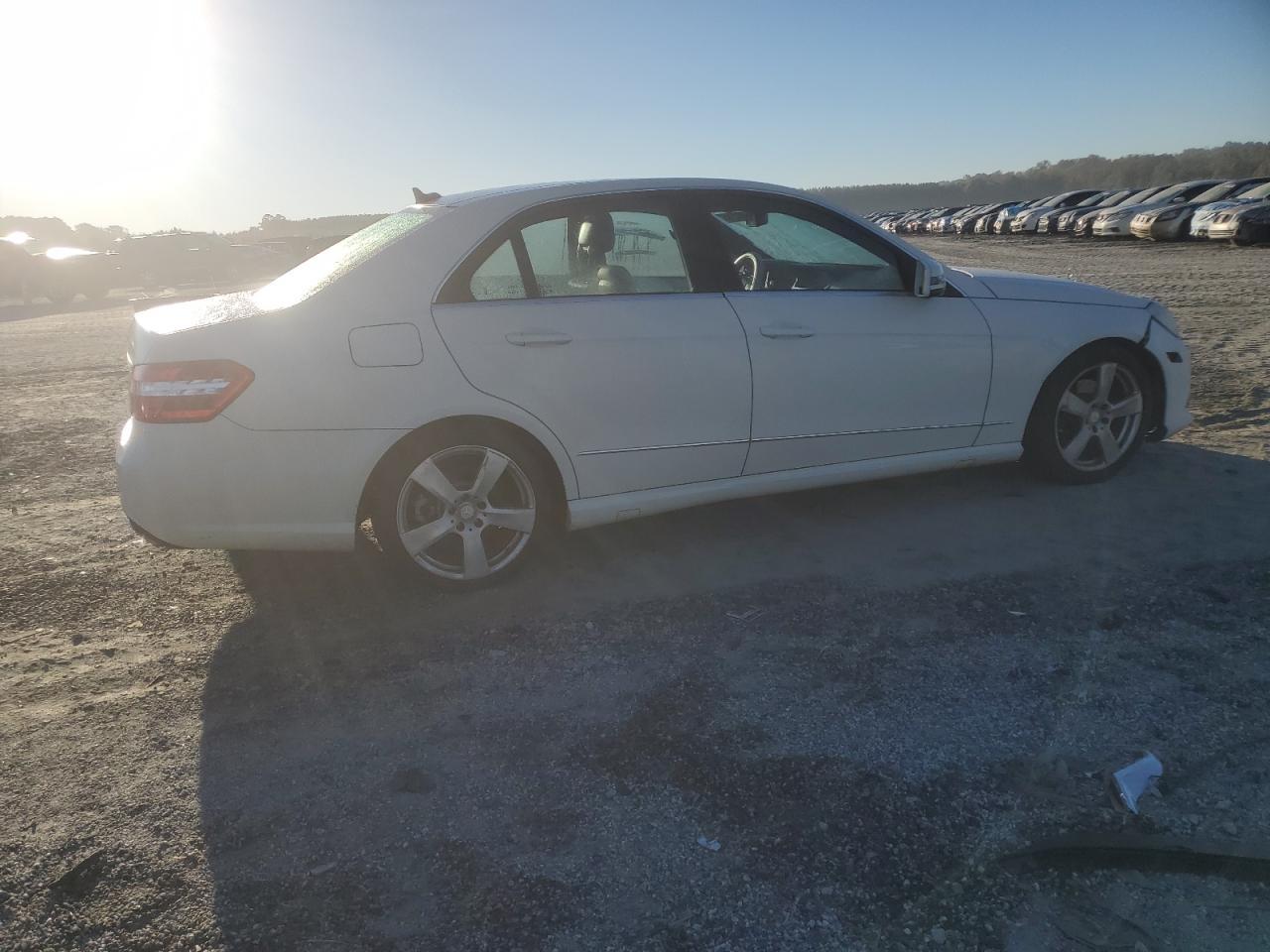 2010 MERCEDES-BENZ E-Class