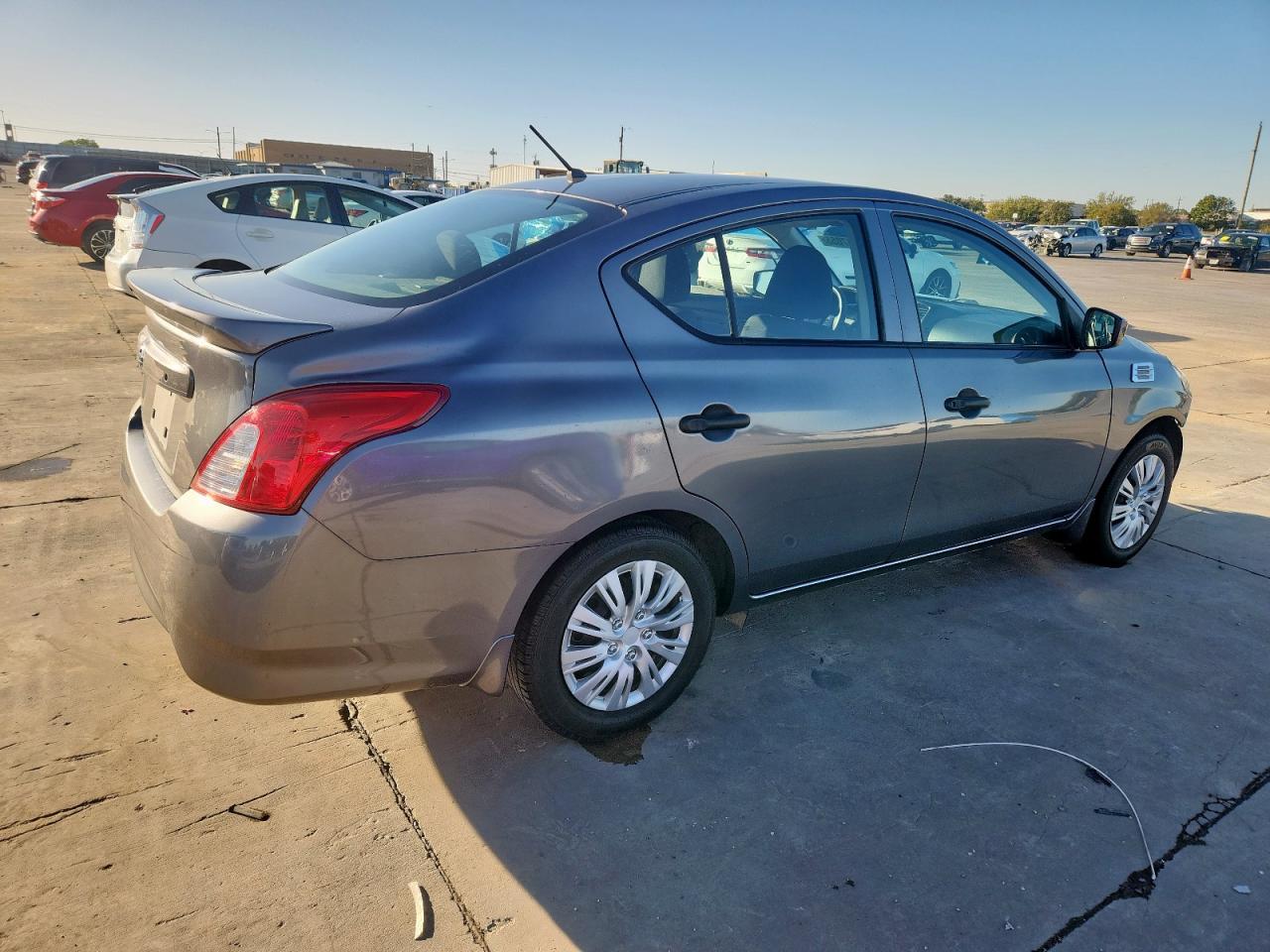 2018 NISSAN VERSA