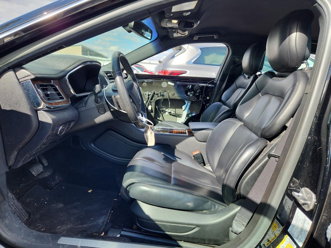2018 LINCOLN Continental