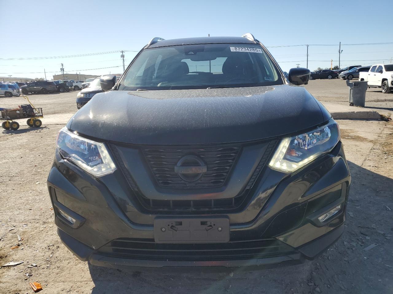 2017 NISSAN ROGUE