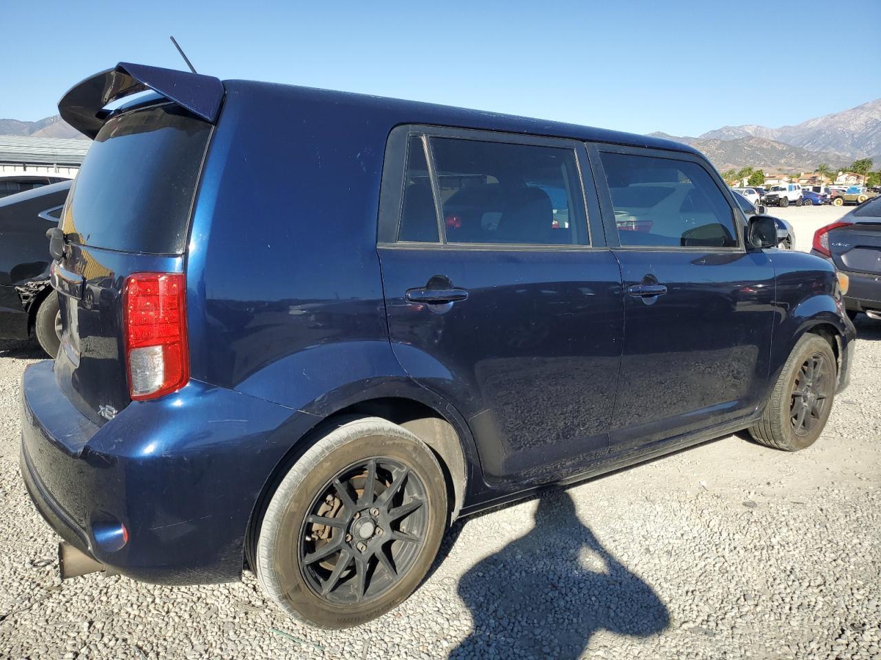 2013 TOYOTA SCION