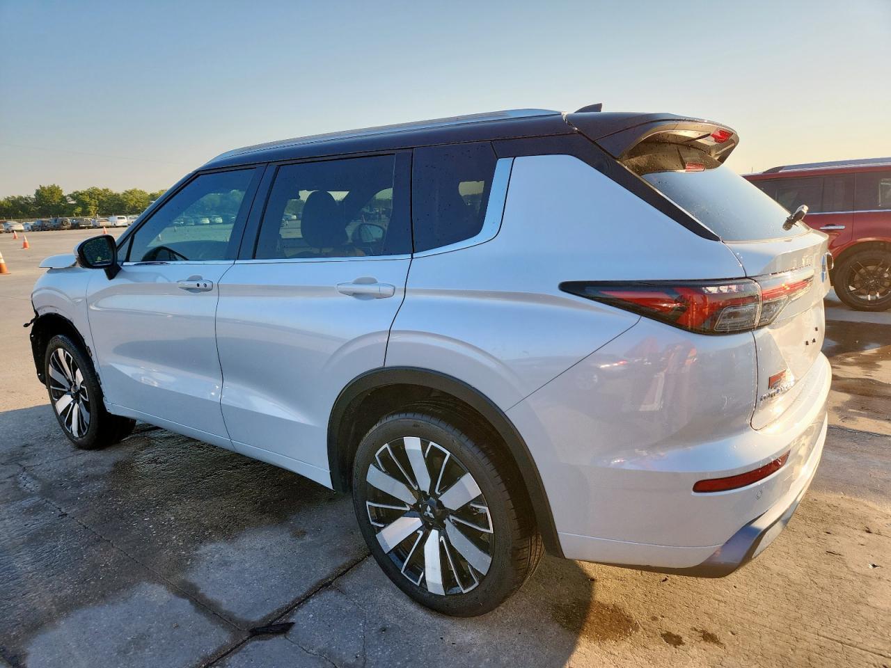 2025 MITSUBISHI outlander