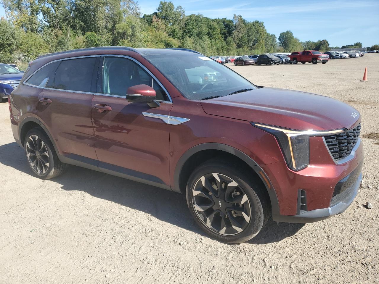 2025 KIA SORENTO