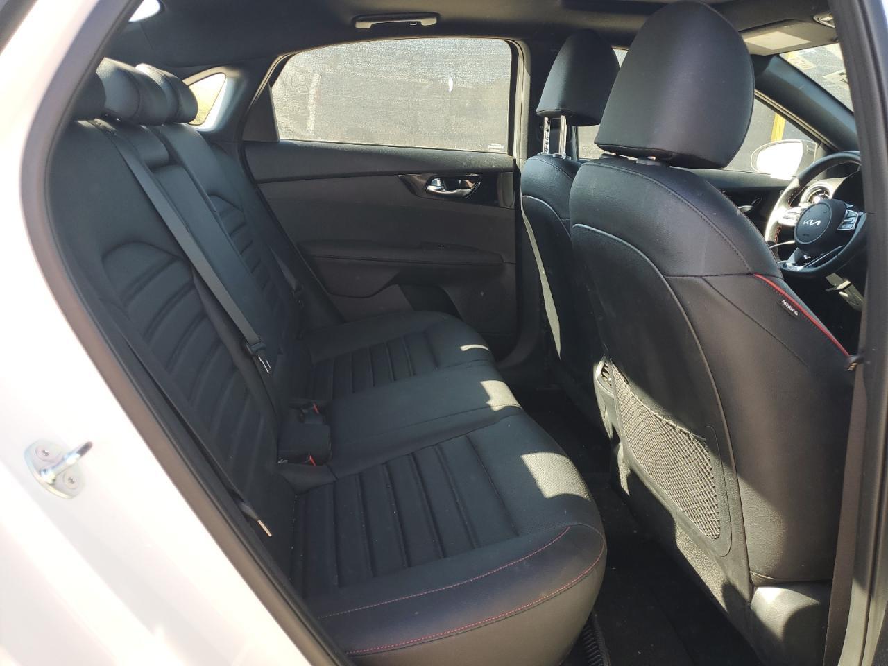2024 KIA FORTE