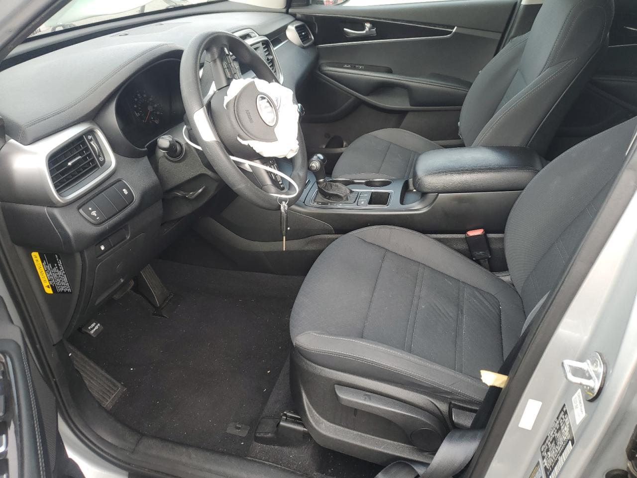 2017 KIA SORENTO