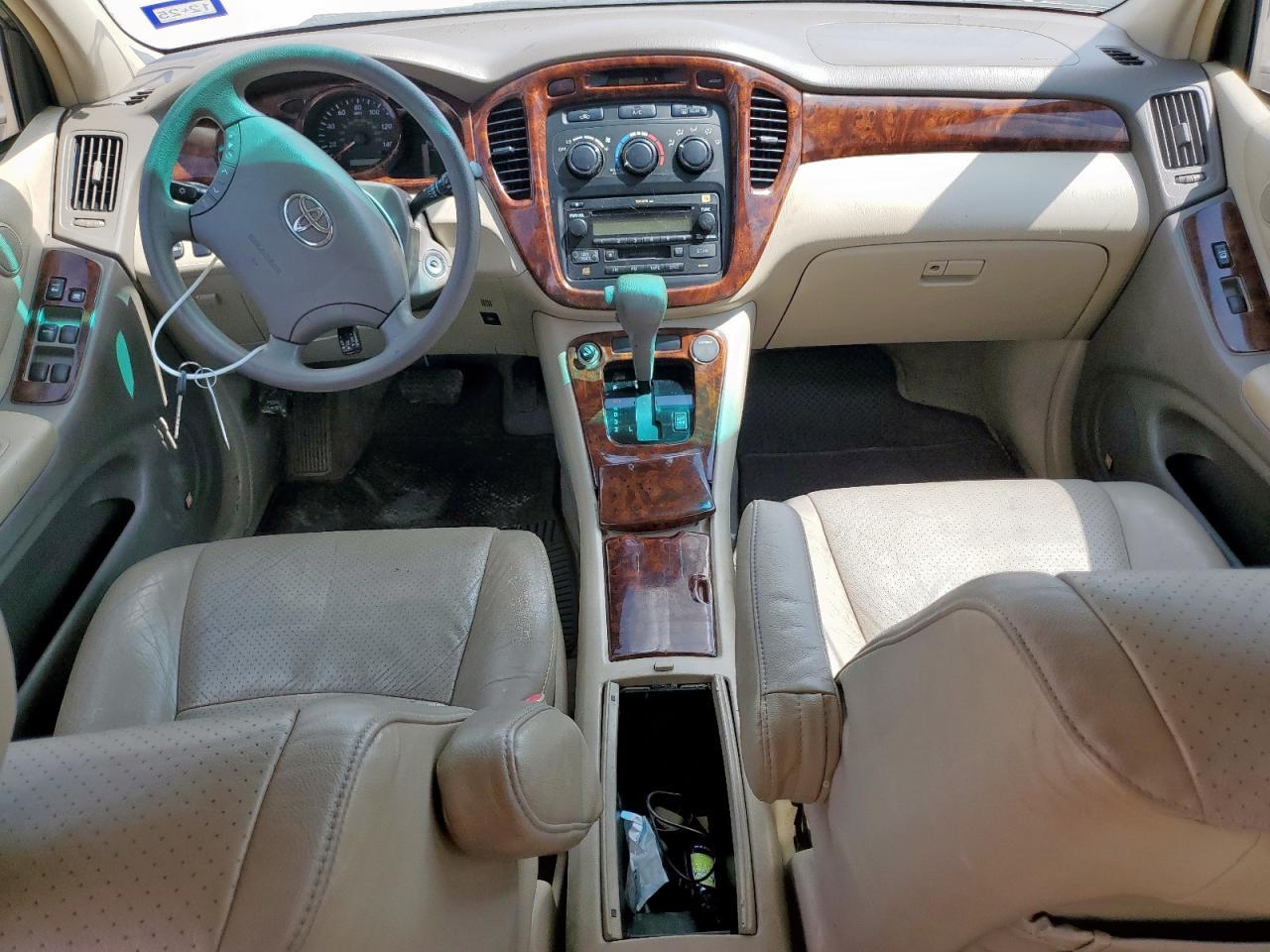 2005 TOYOTA HIGHLANDER