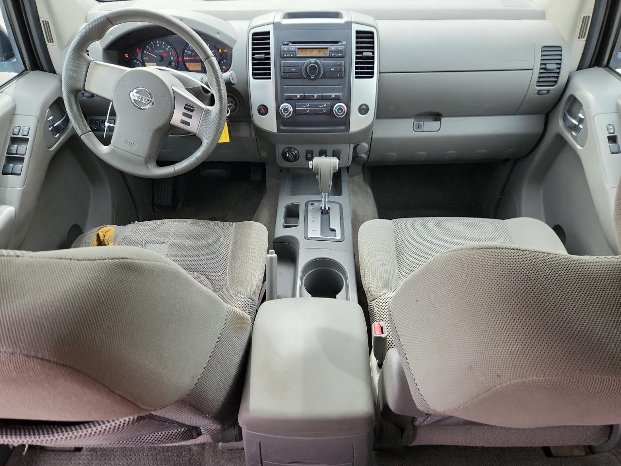 2010 NISSAN Frontier