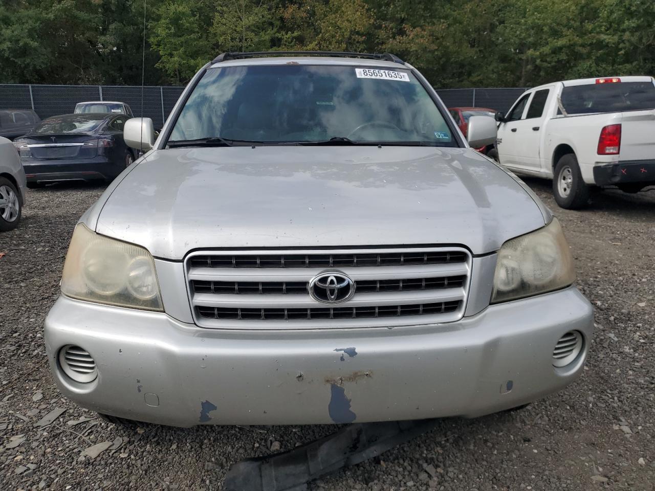 2002 TOYOTA HIGHLANDER