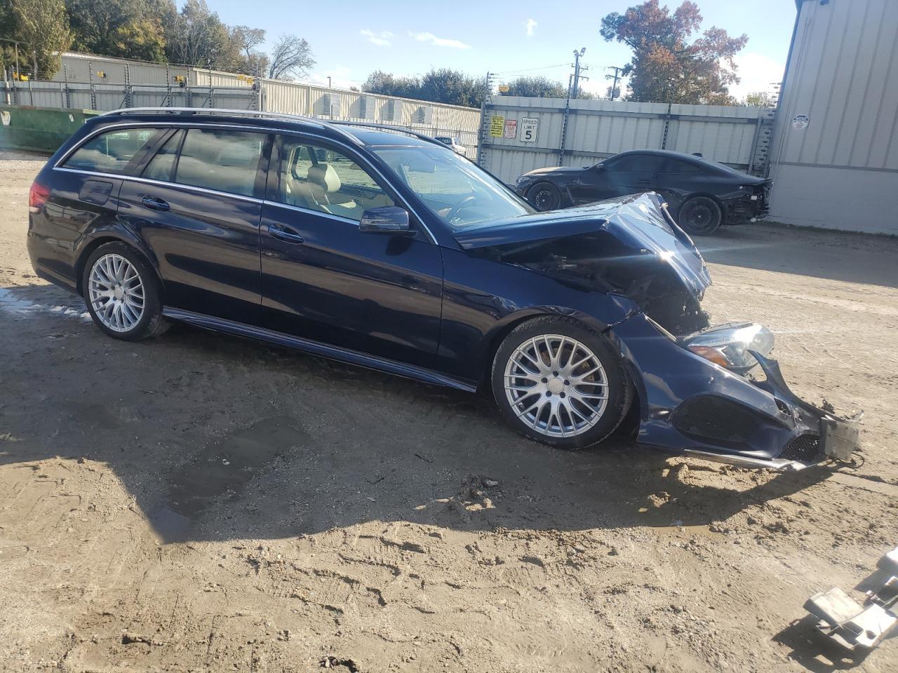 2016 MERCEDES-BENZ E-Class