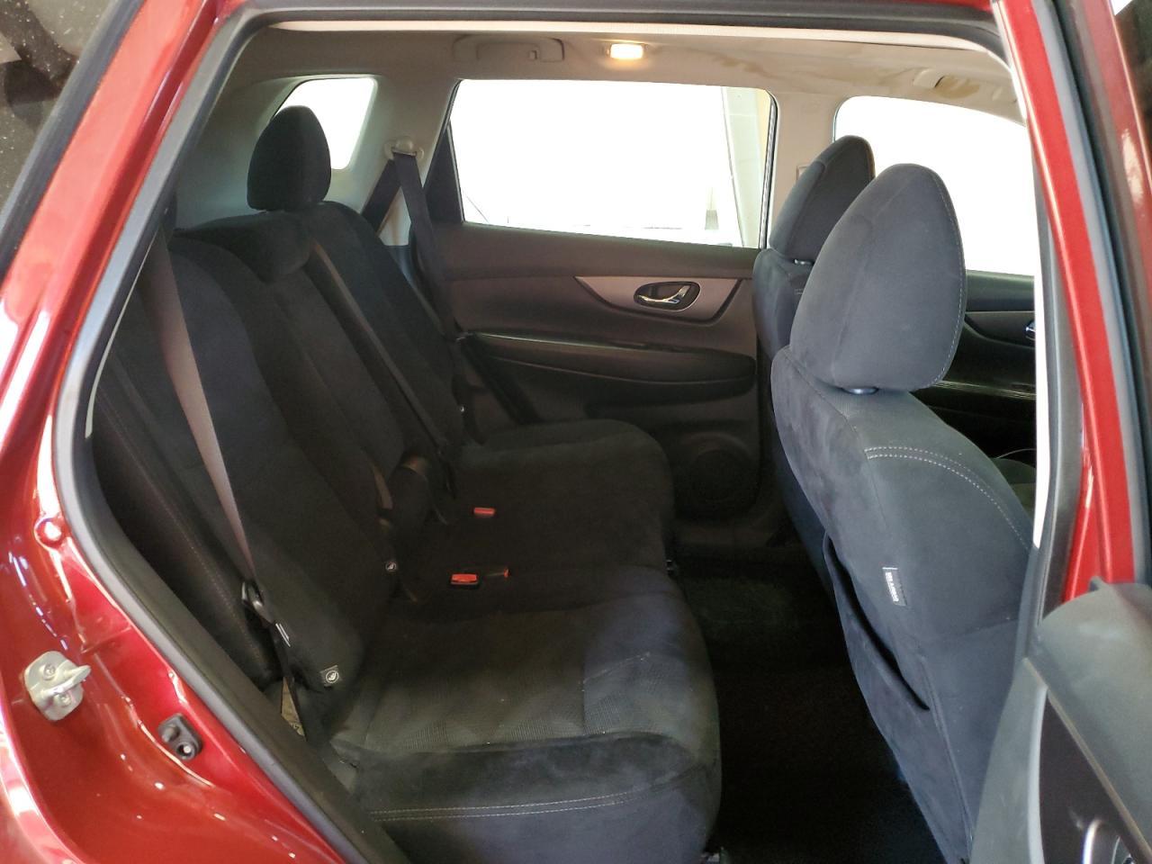 2016 NISSAN ROGUE