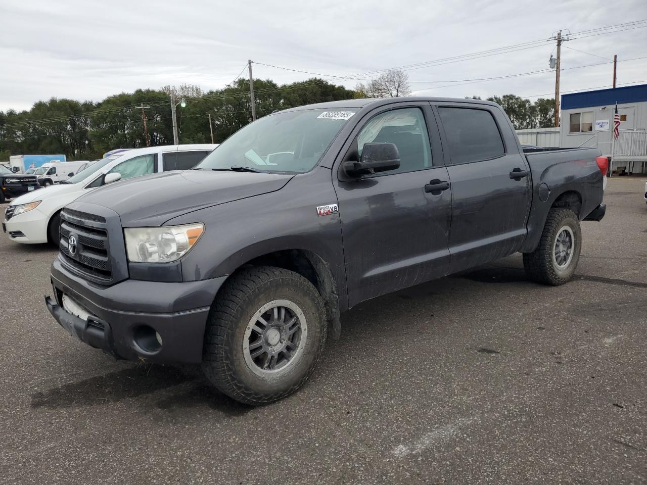2011 TOYOTA TUNDRA