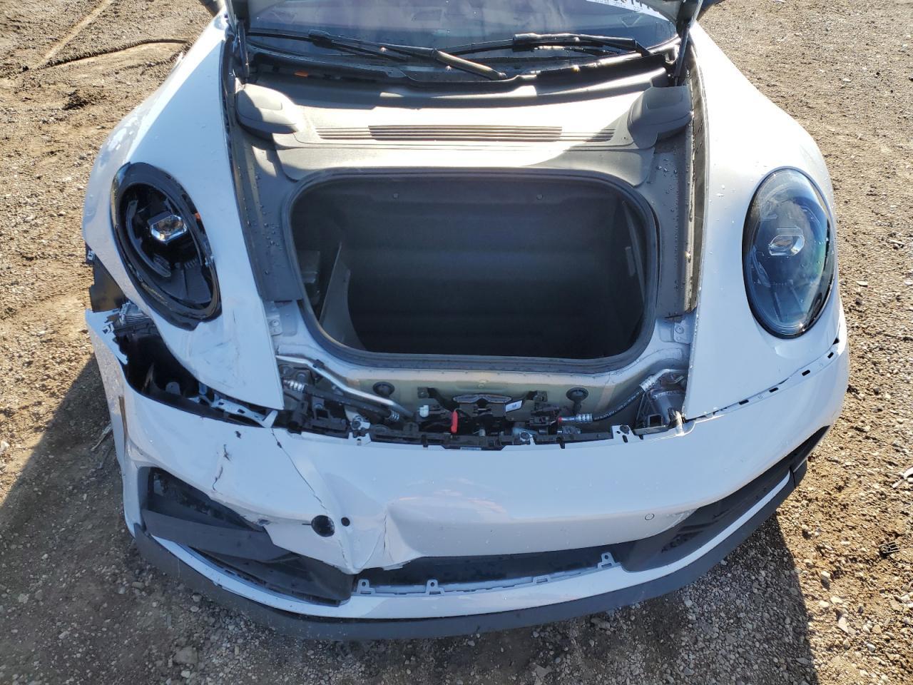 2025 PORSCHE 911