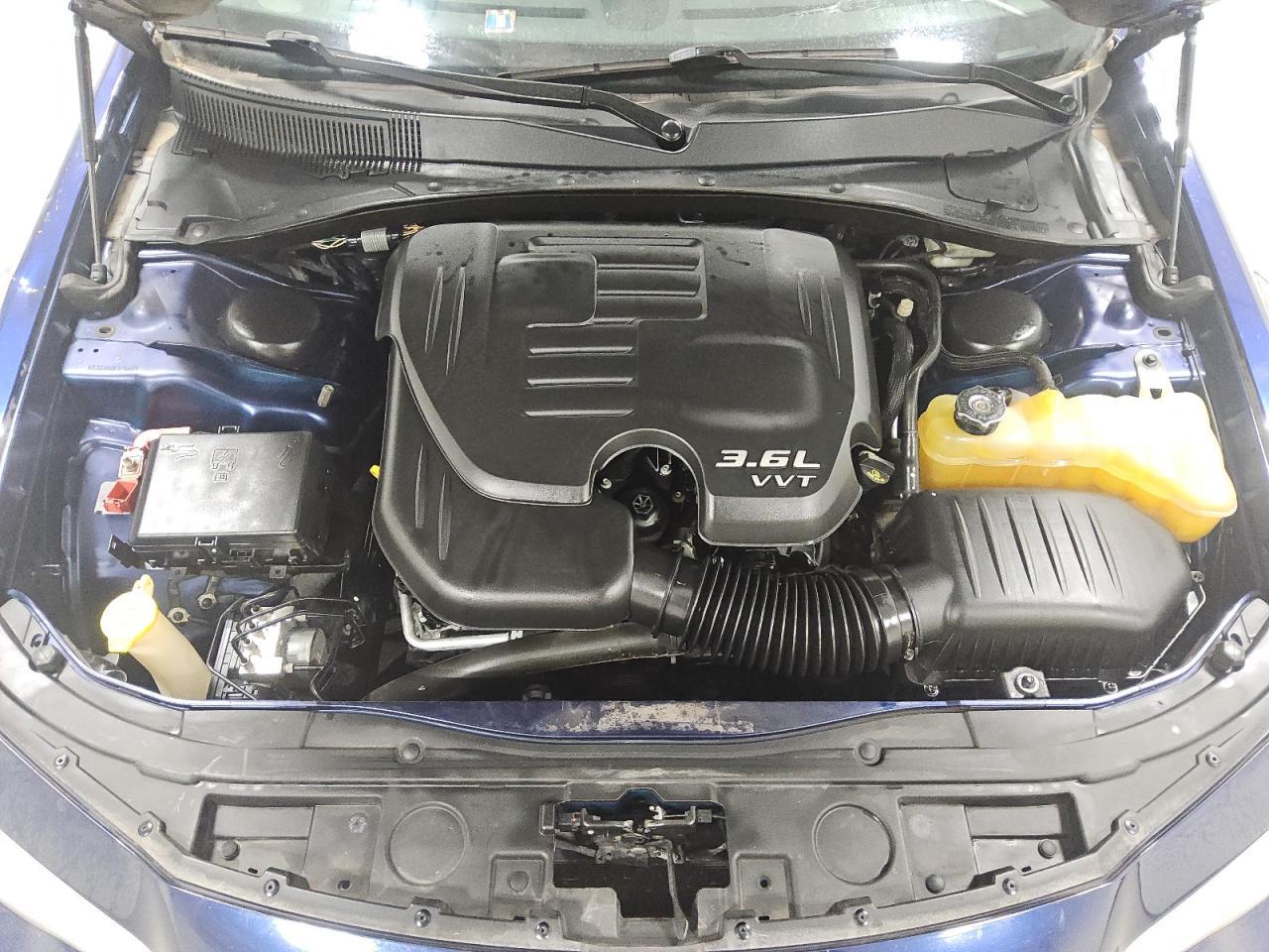 2015 CHRYSLER 300