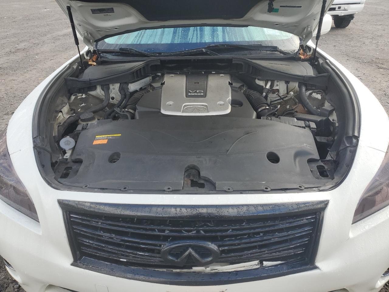 2012 INFINITI M37
