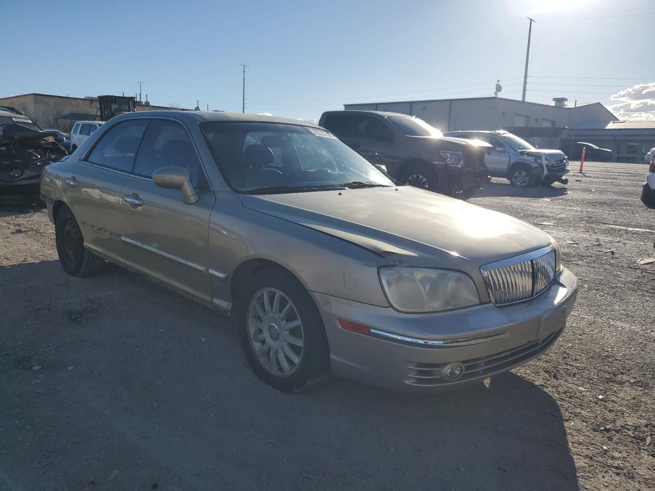 2004 HYUNDAI Xg
