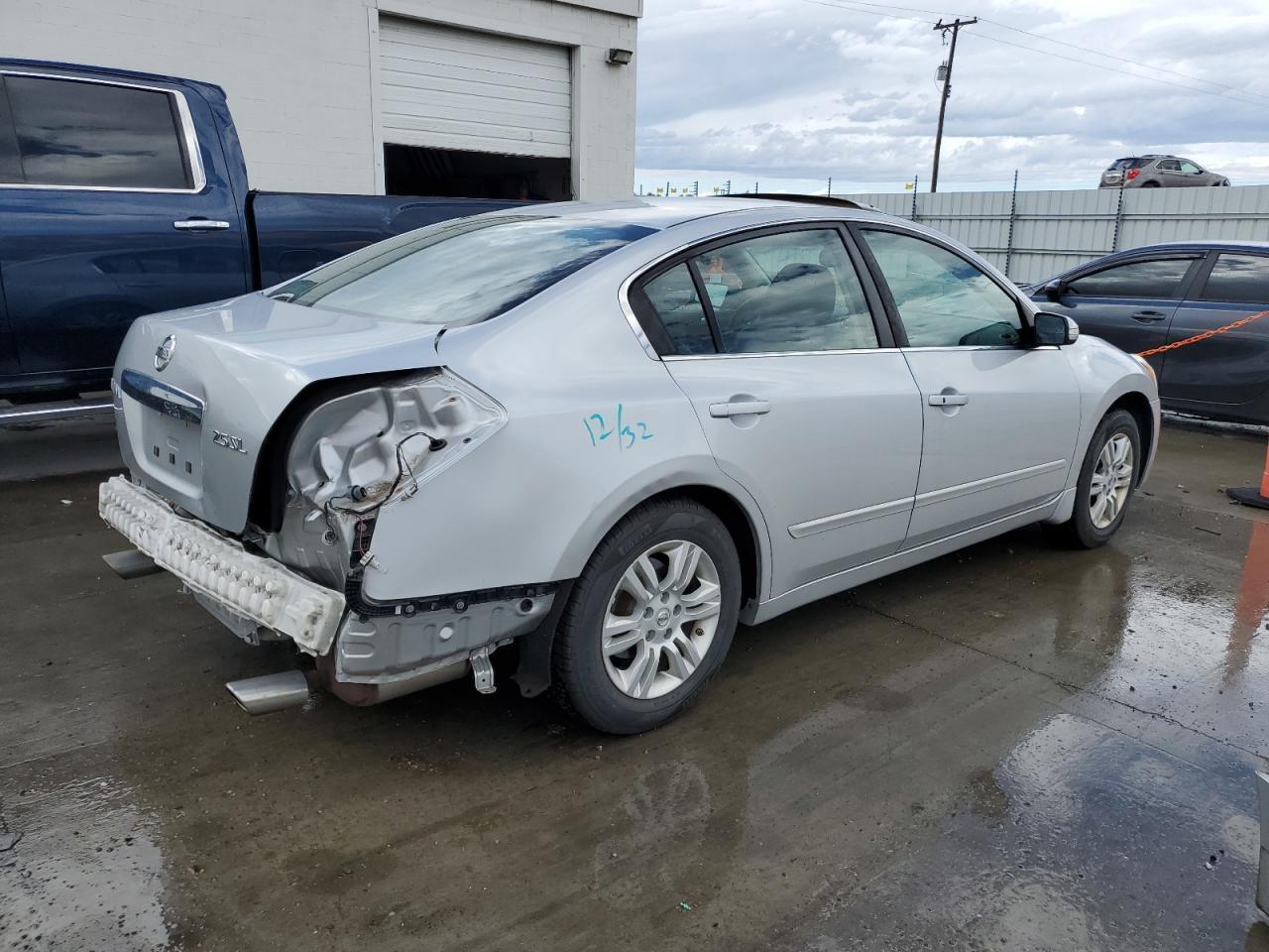 2012 NISSAN ALTIMA