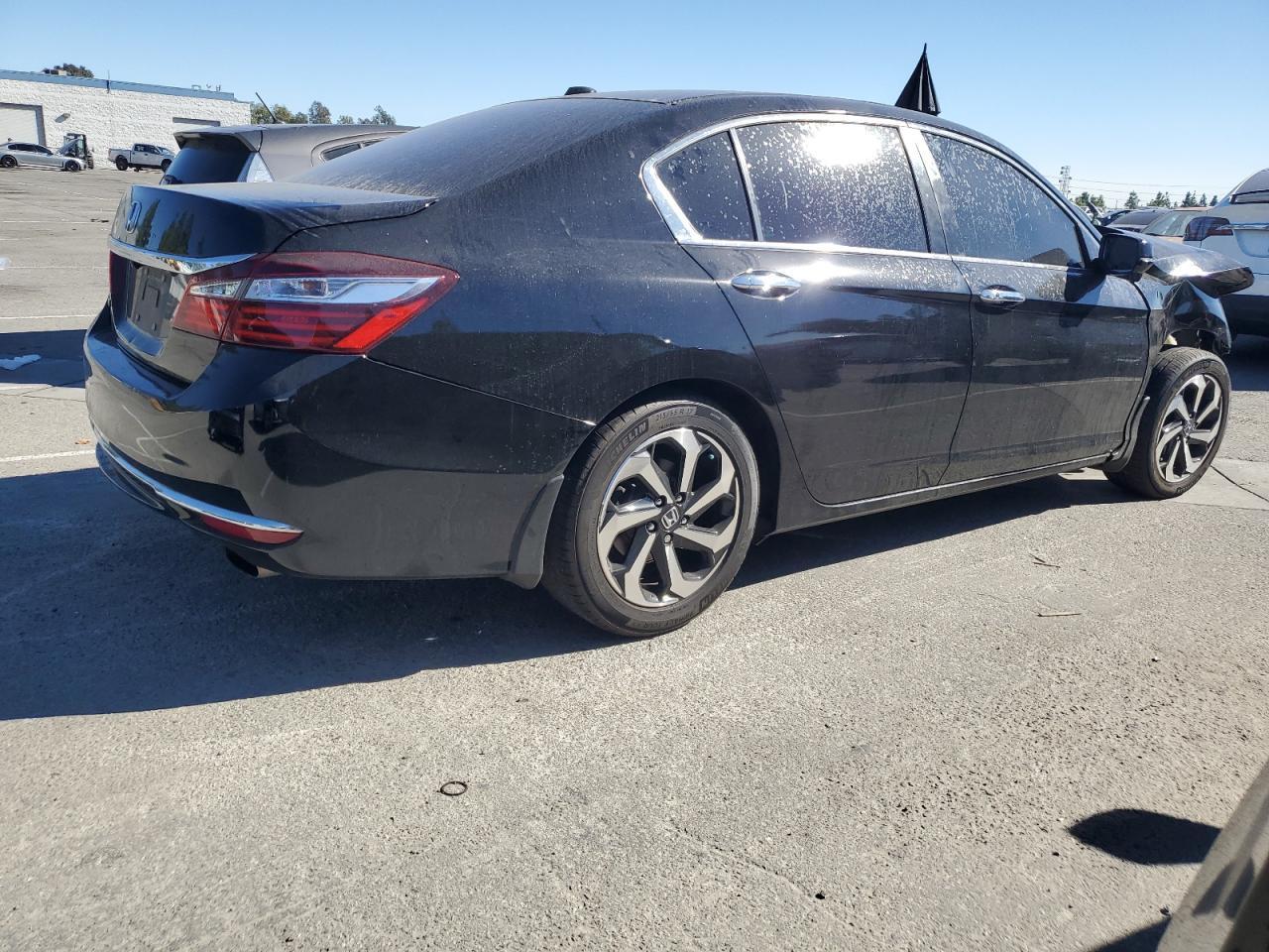 2016 HONDA ACCORD