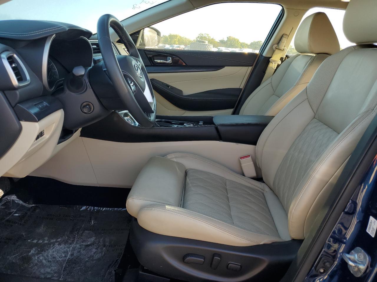 2023 NISSAN Maxima