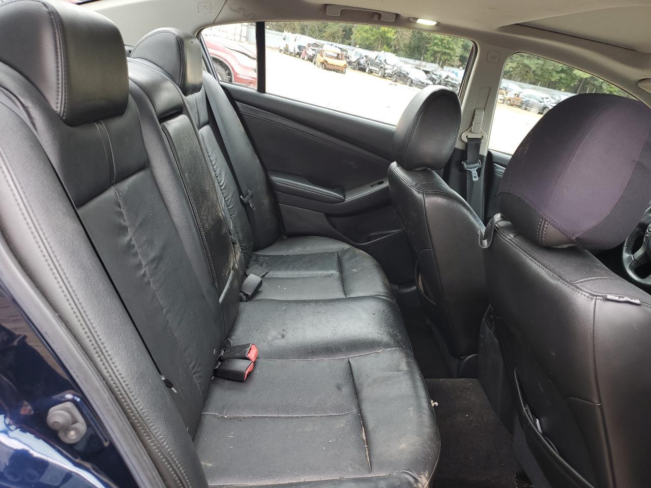 2010 NISSAN ALTIMA