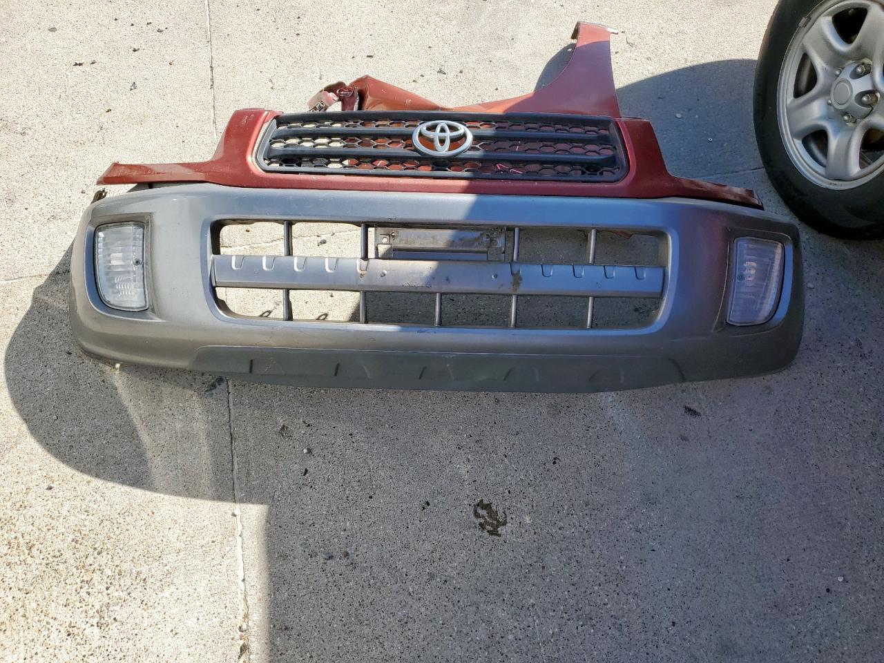 2002 TOYOTA RAV4