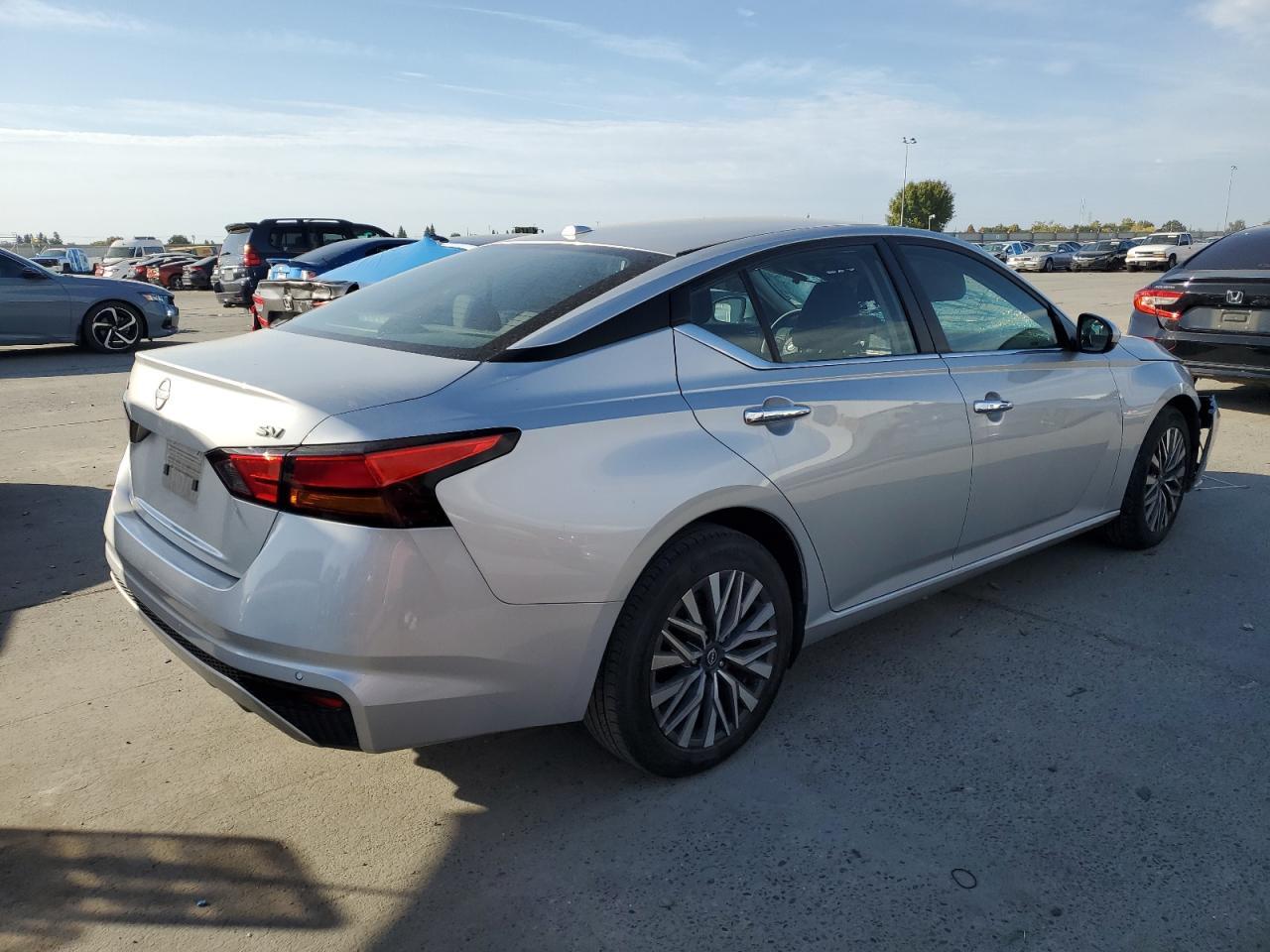 2023 NISSAN ALTIMA