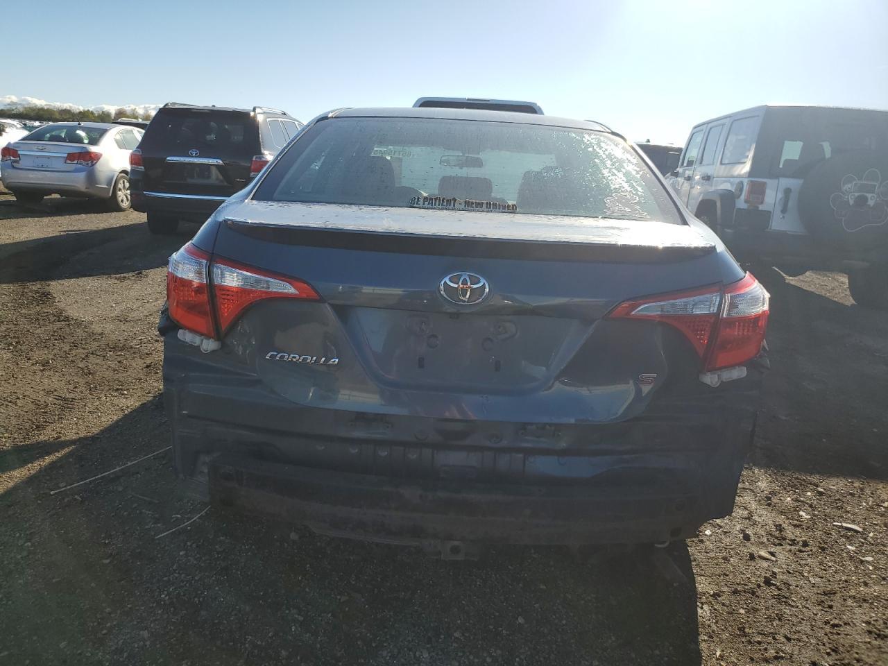 2015 TOYOTA COROLLA
