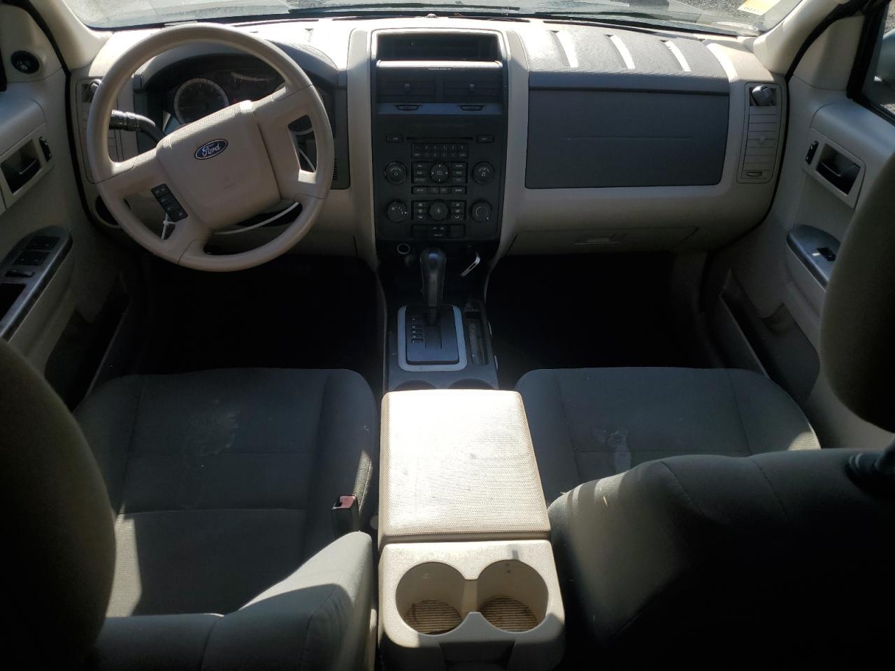 2009 FORD ESCAPE
