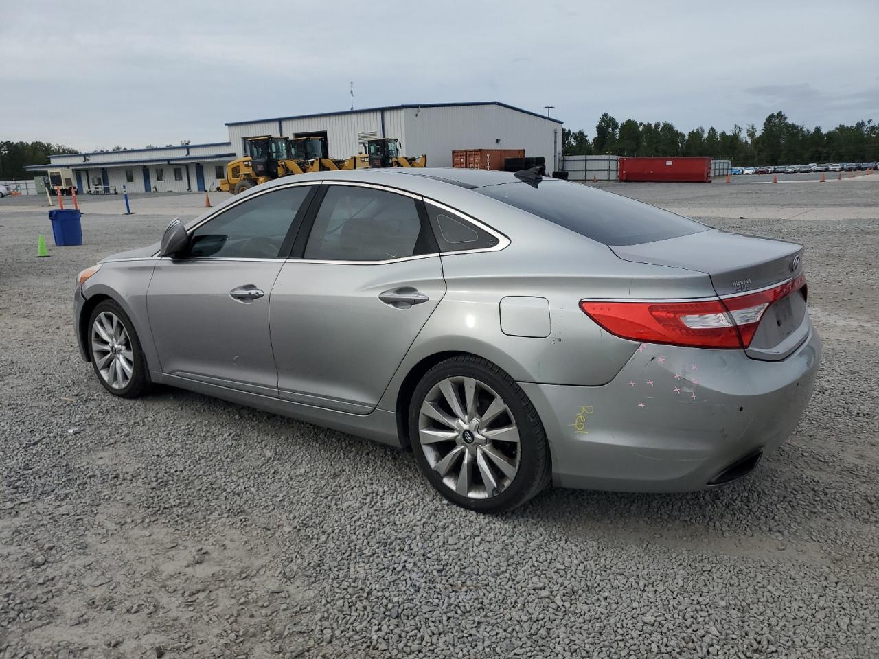 2012 HYUNDAI Azera