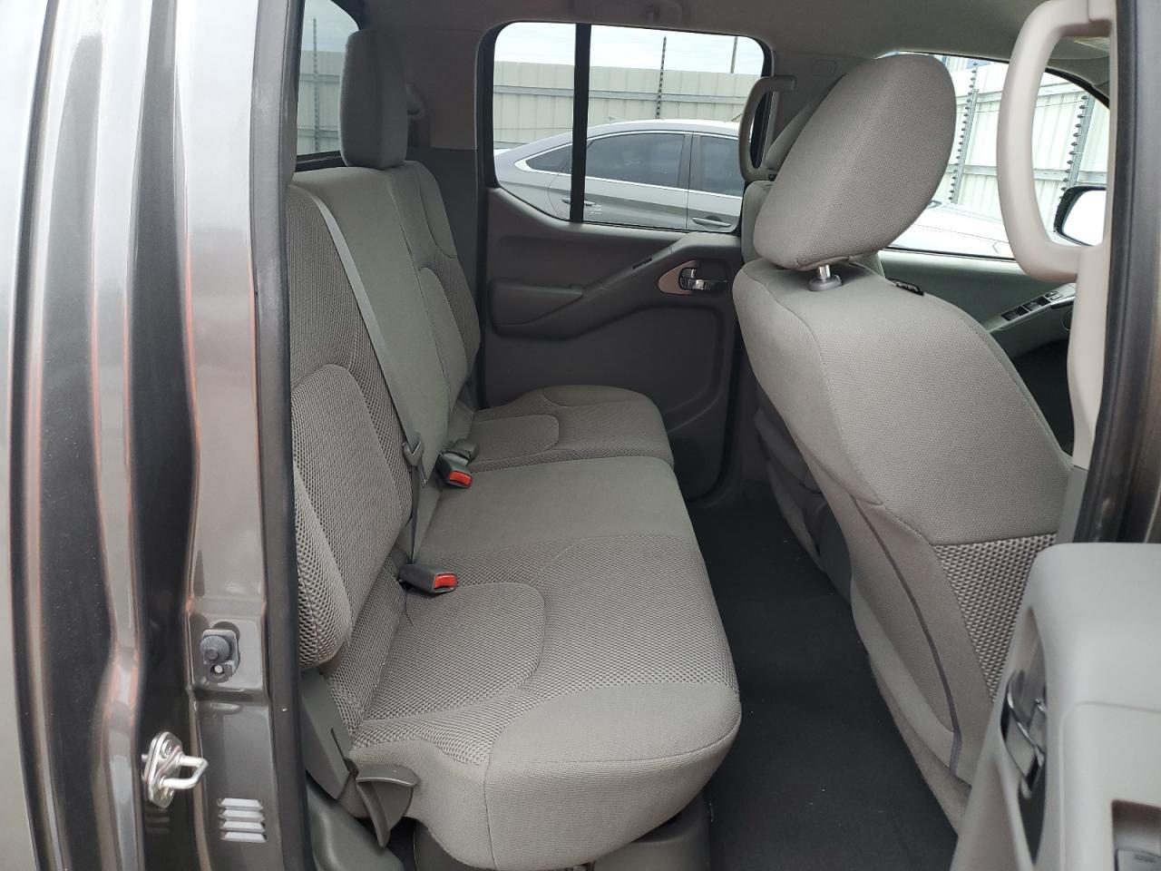 2021 NISSAN Frontier