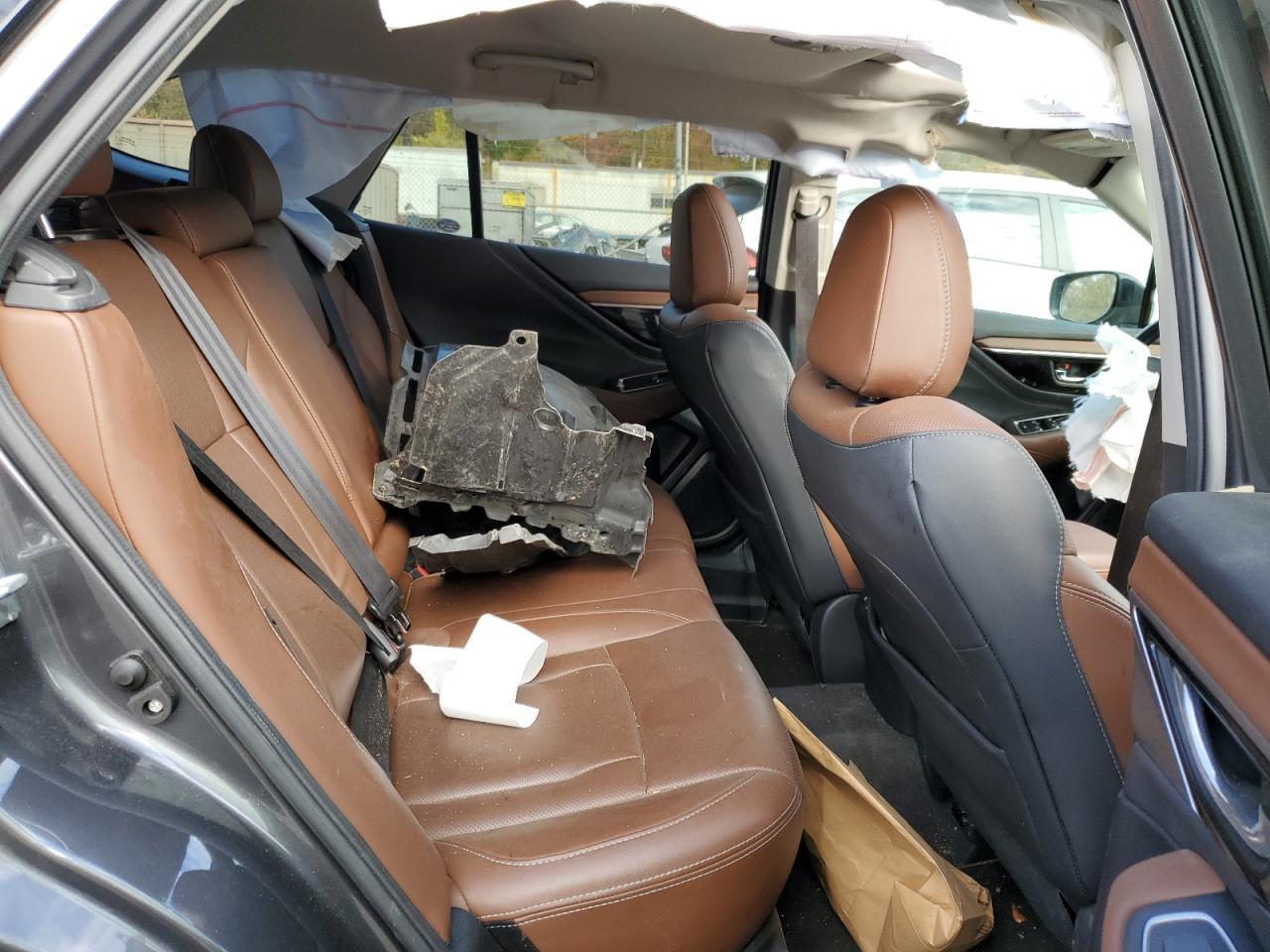 2021 SUBARU Outback