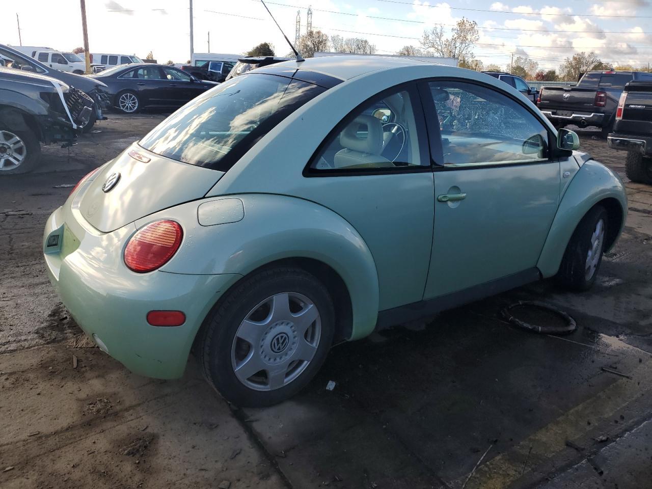 2000 VOLKSWAGEN Beetle