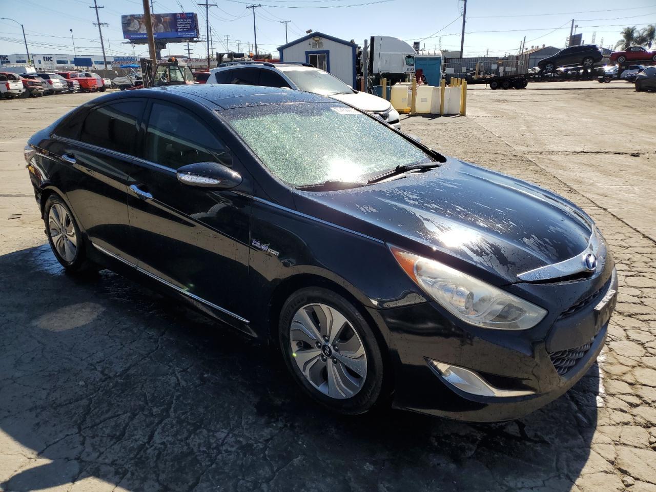2013 HYUNDAI SONATA