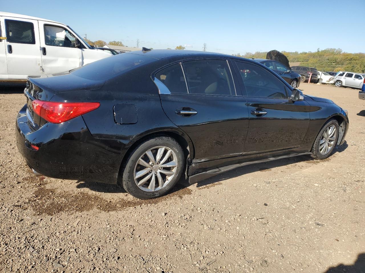2017 INFINITI Q50