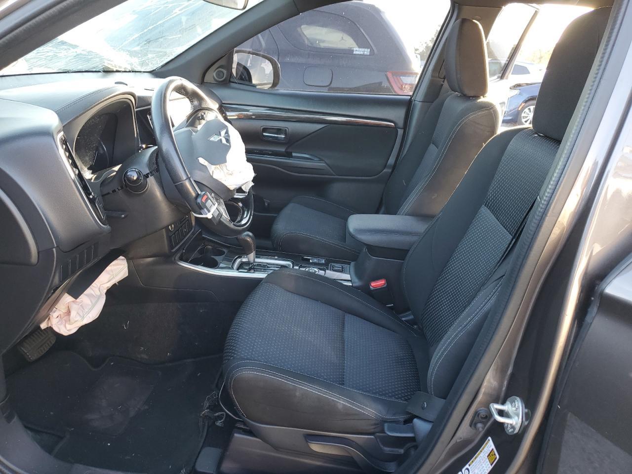 2018 MITSUBISHI outlander