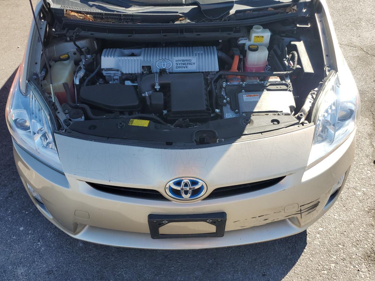 2011 TOYOTA PRIUS