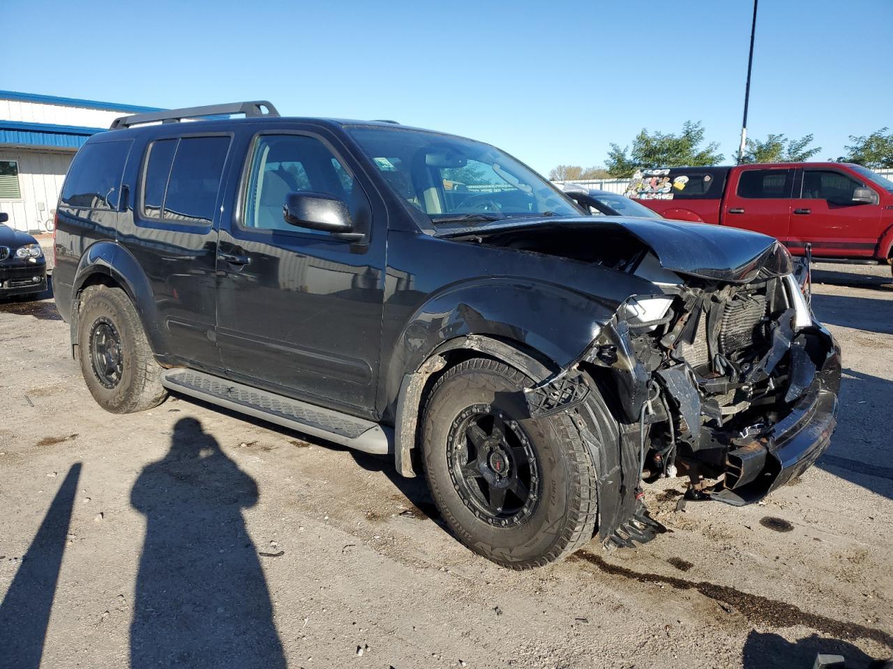 2011 NISSAN PATHFINDER