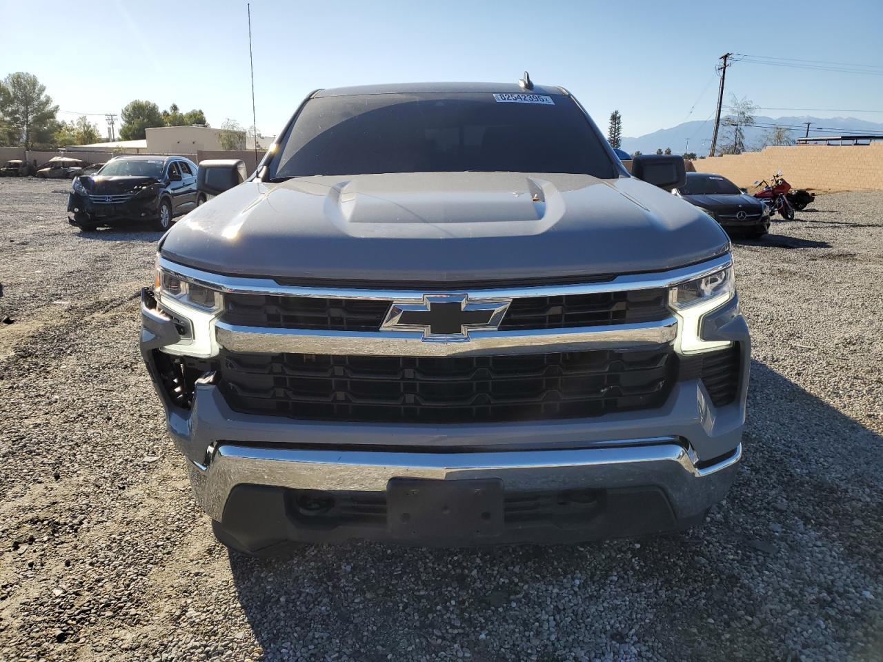2024 CHEVROLET Silverado
