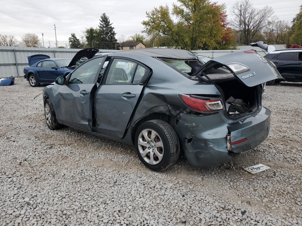 2013 MAZDA 3