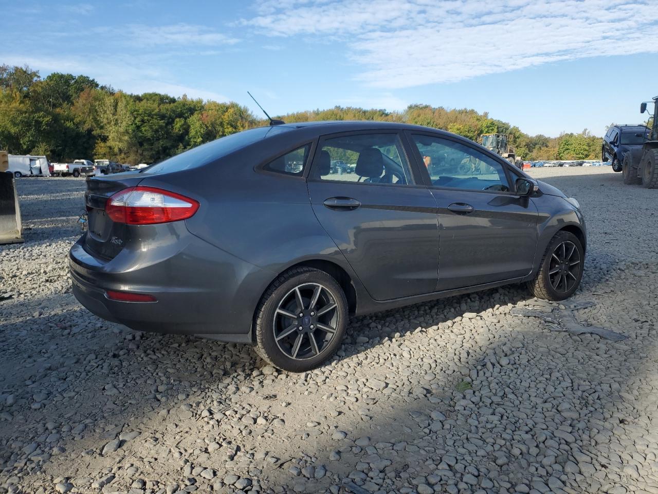 2016 FORD Fiesta