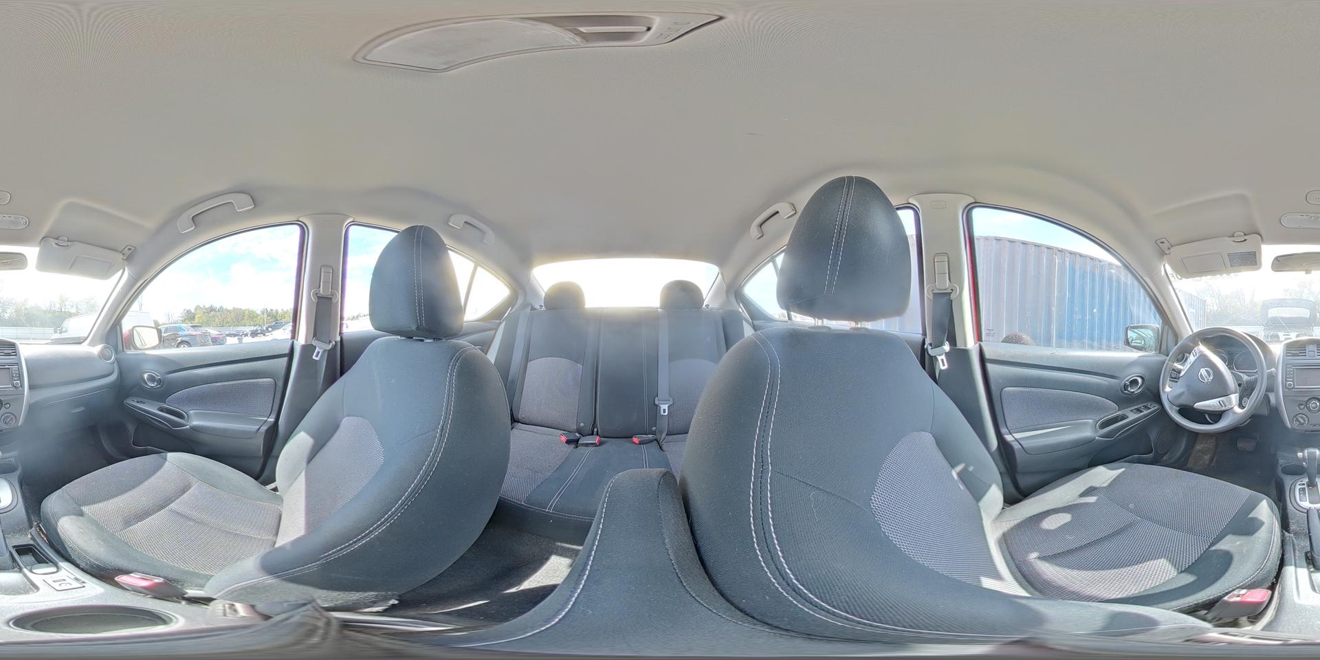 2015 NISSAN VERSA