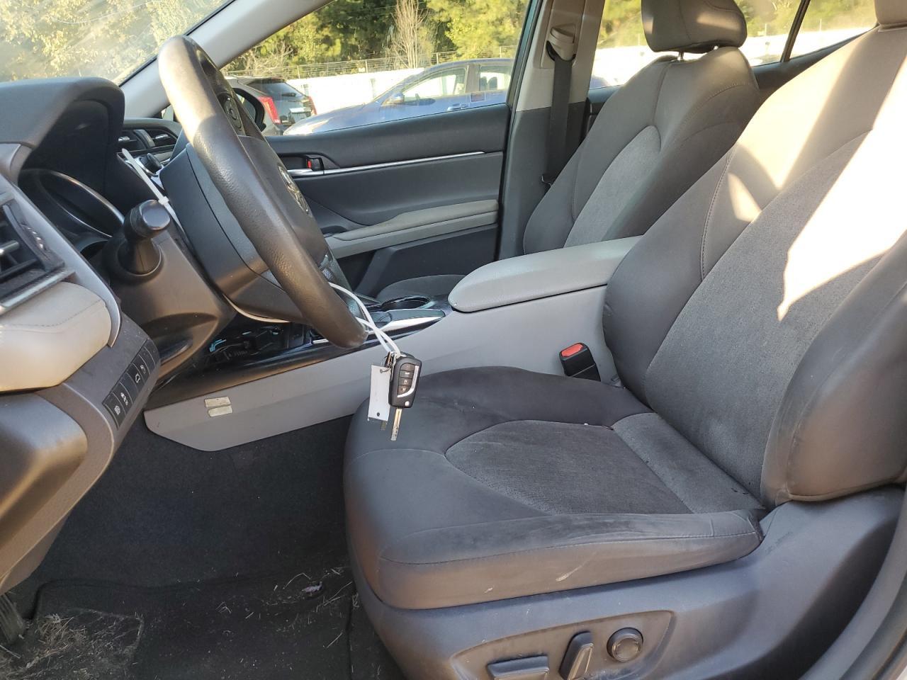 2018 TOYOTA CAMRY