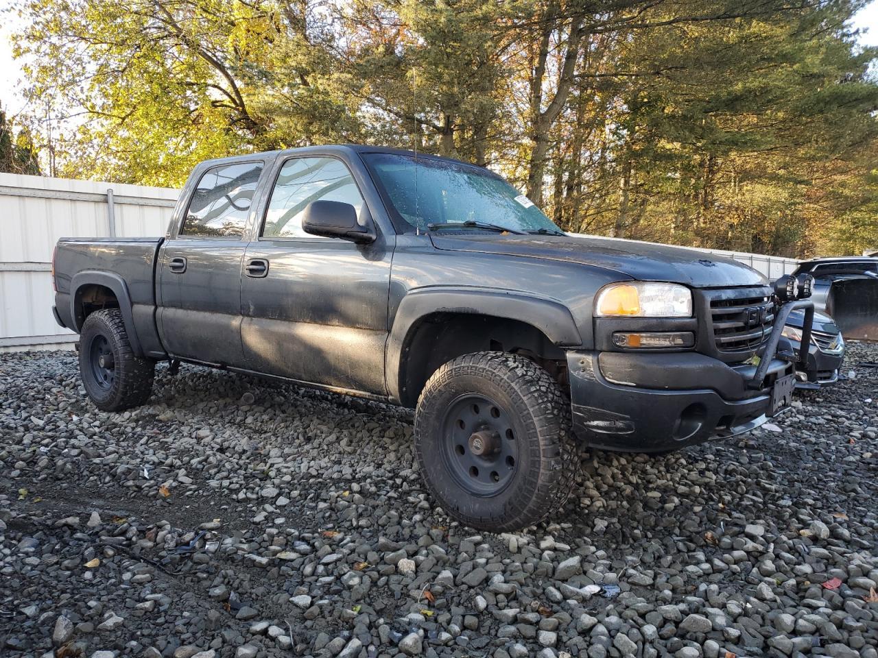 2005 GMC Sierra