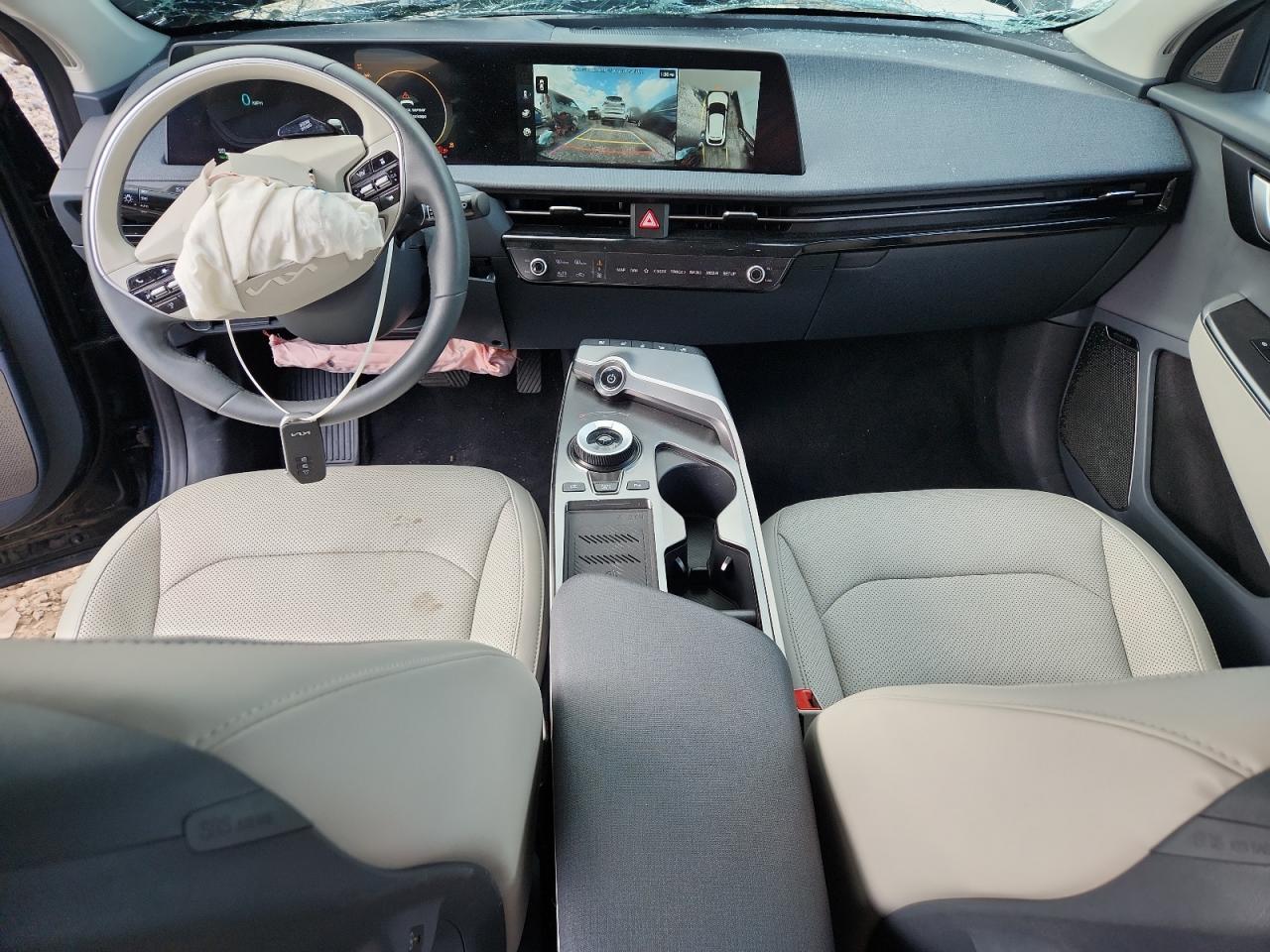 2023 KIA EV6