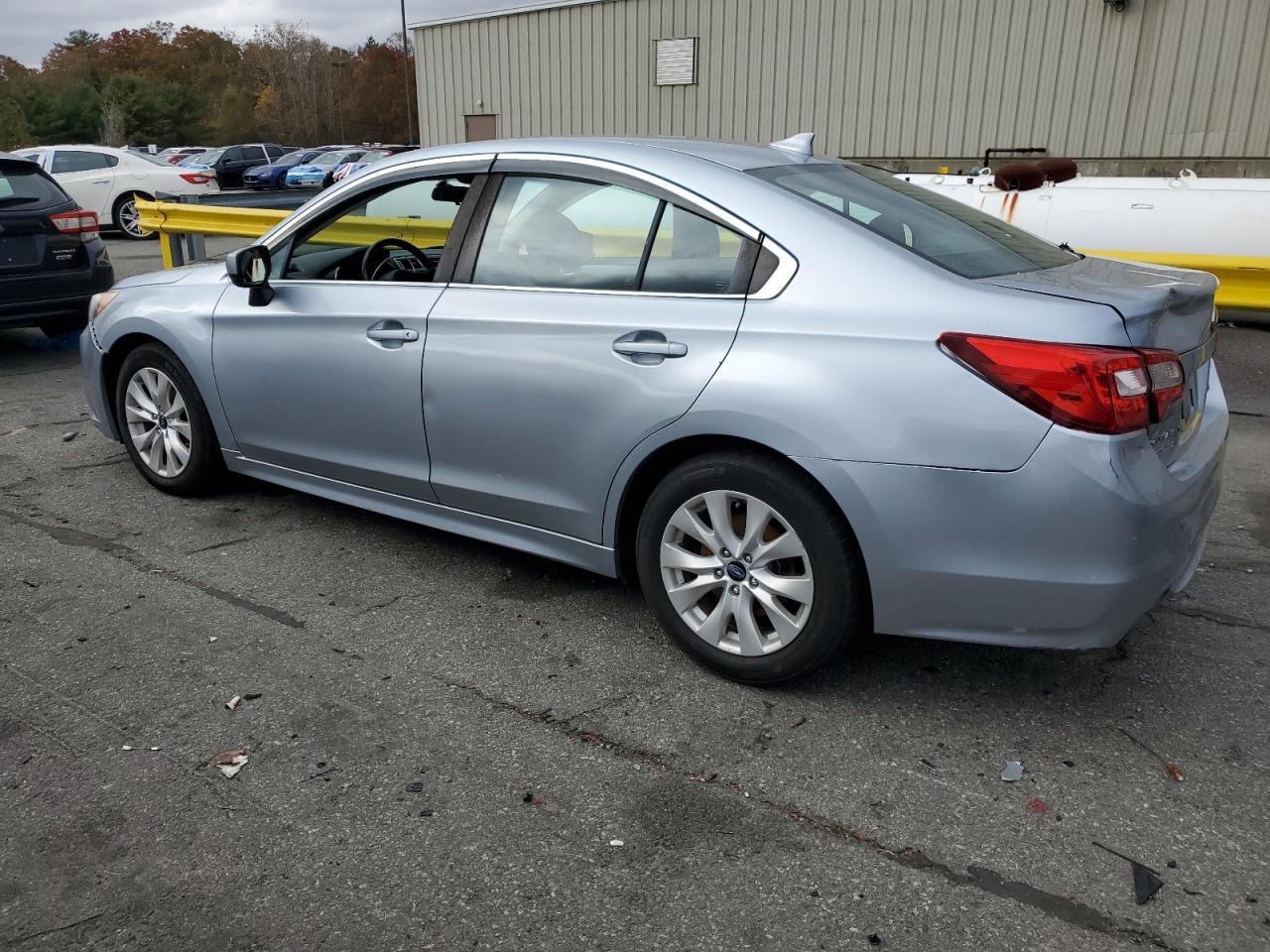 2017 SUBARU Legacy