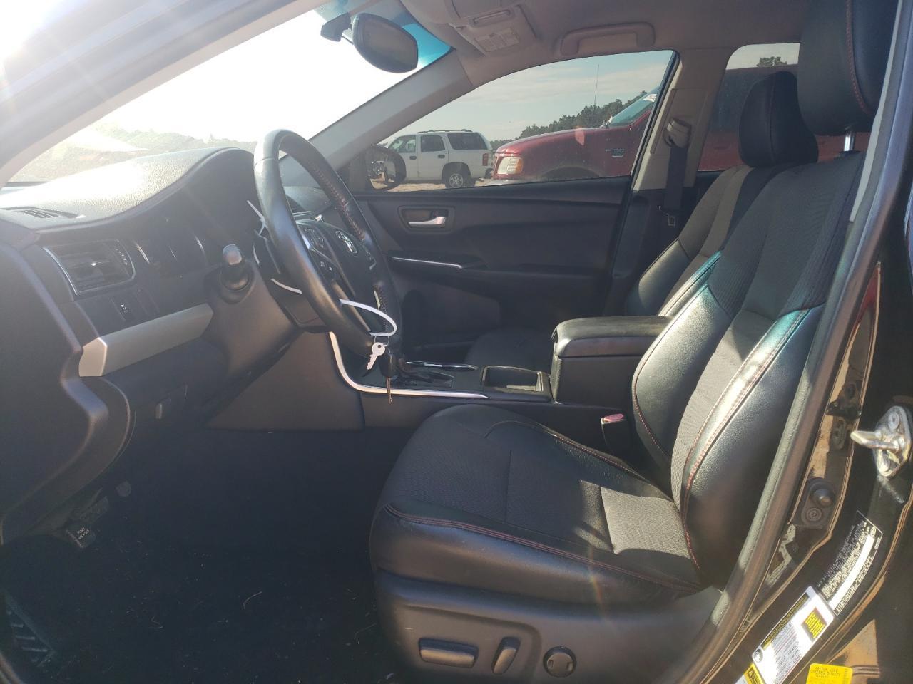 2016 TOYOTA CAMRY