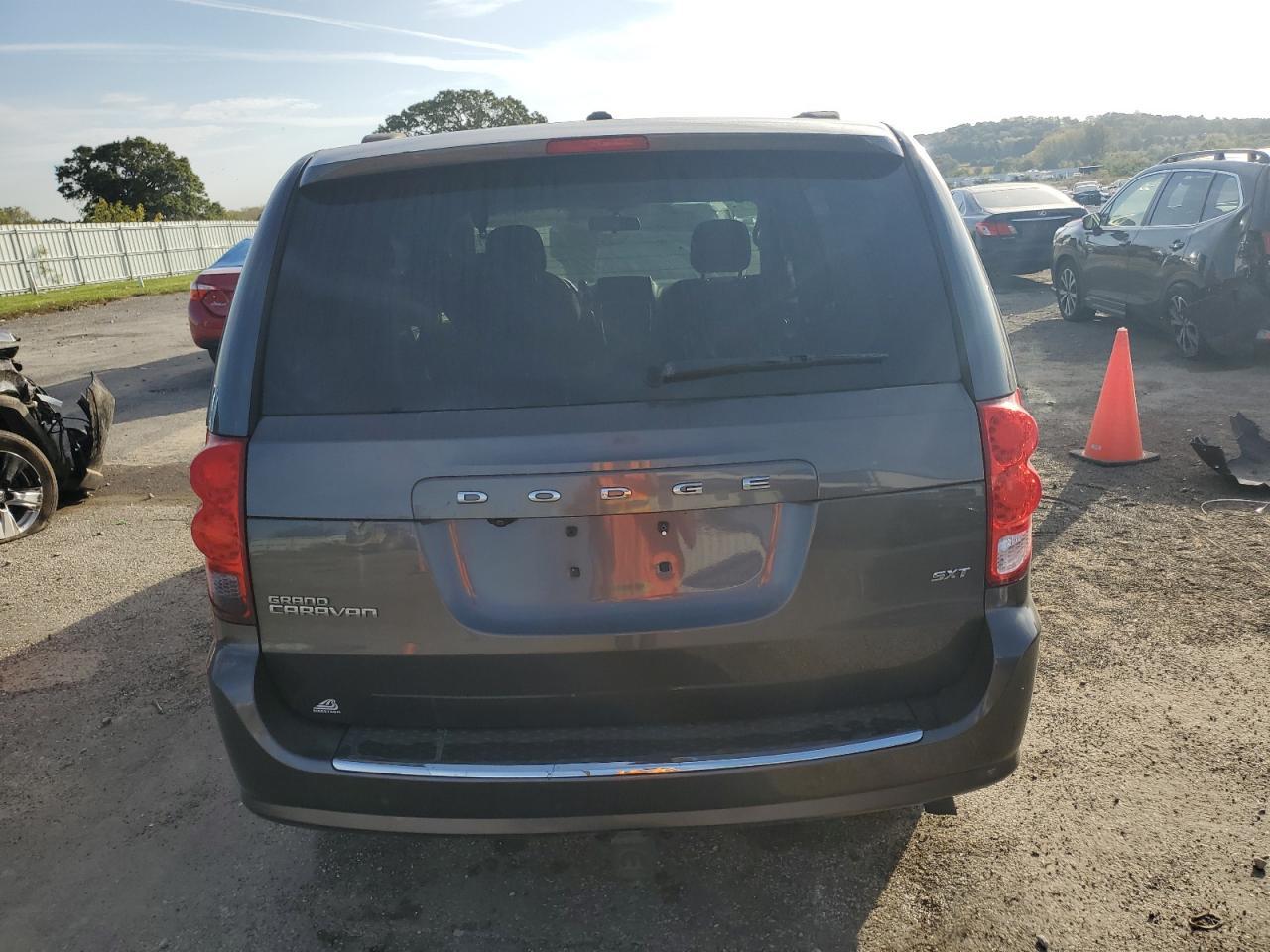 2016 DODGE GRAND CARAVAN