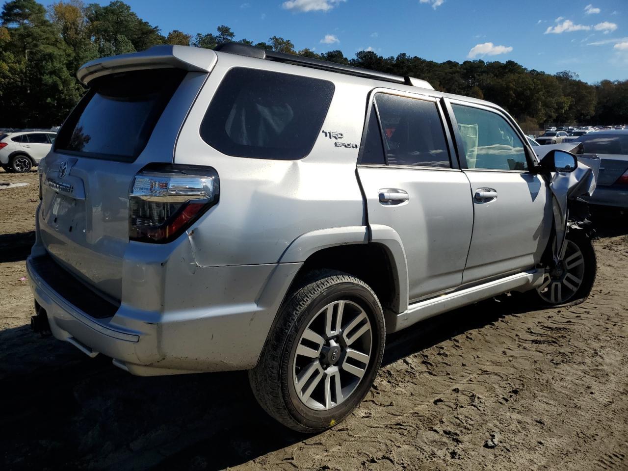 2022 TOYOTA 4Runner