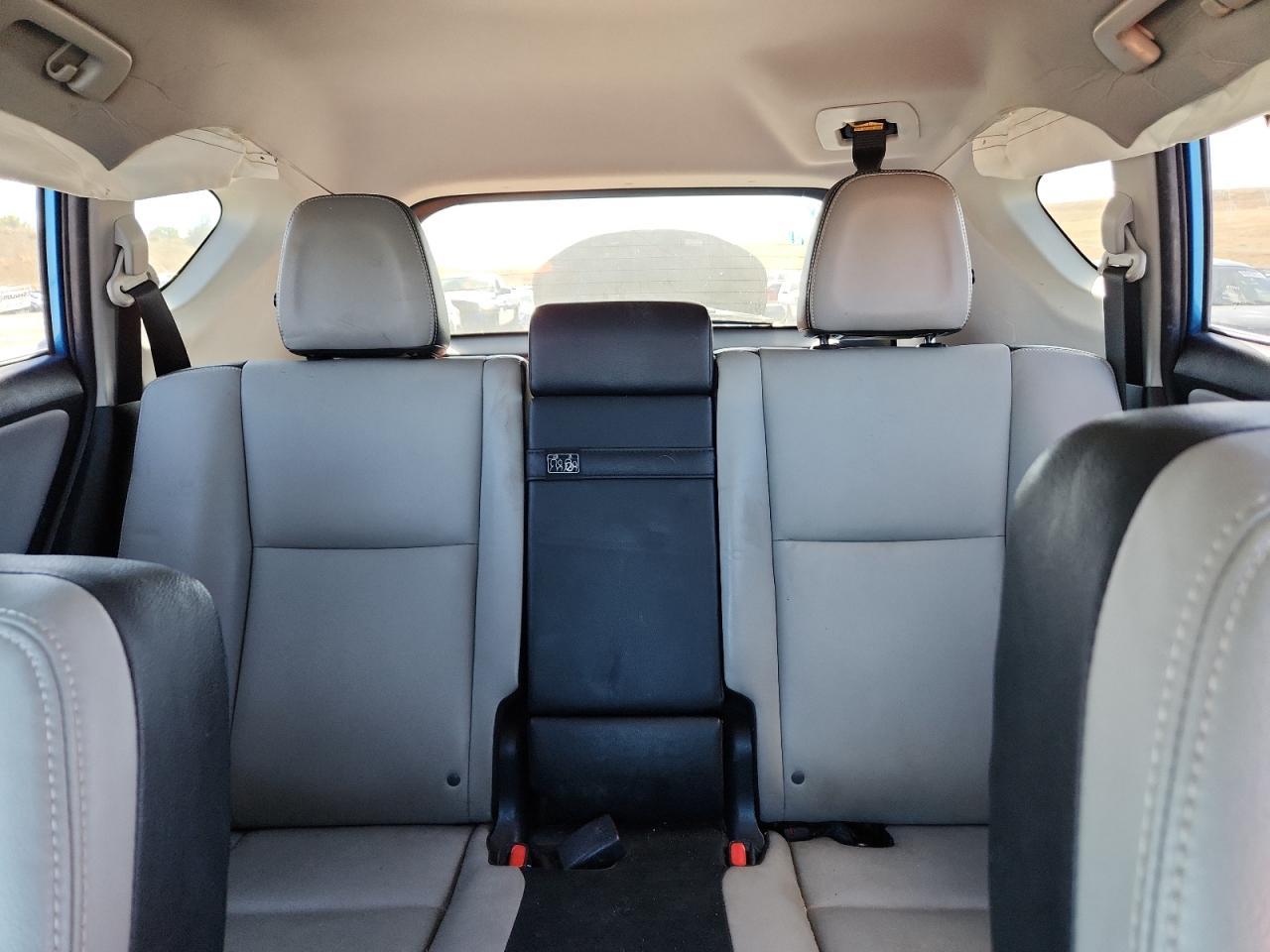 2016 TOYOTA RAV4